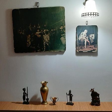 קוטאיסי Victoria Guesthouse מראה חיצוני תמונה